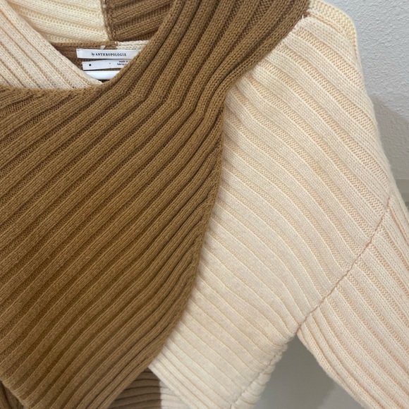 By Anthropologie Brown and Cream V-Neck Wrap Sweater with Ribbed Texture Size M - Picture 9 of 11